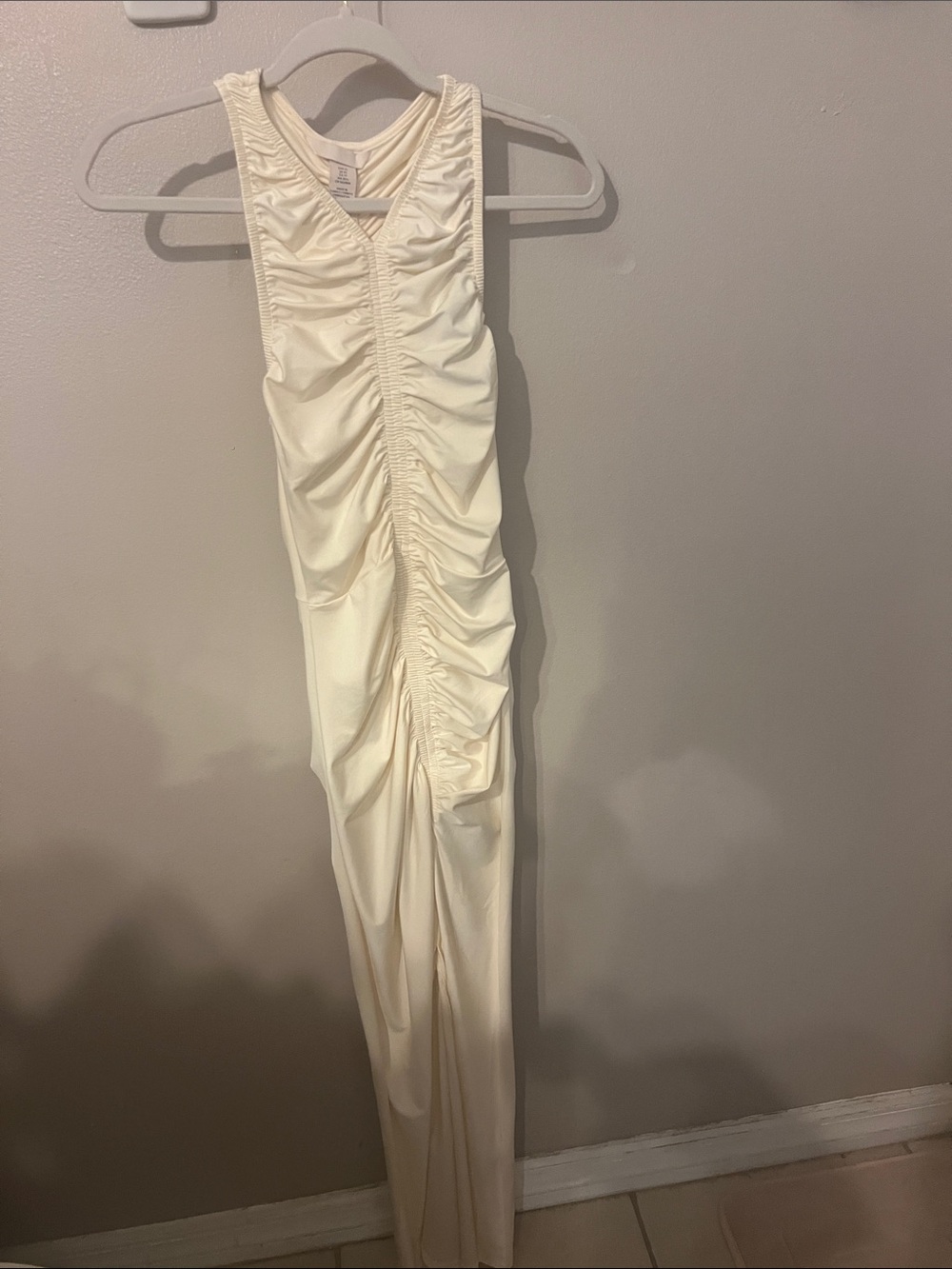 H&M Cream Ruched Sleeveless Maxi Dress